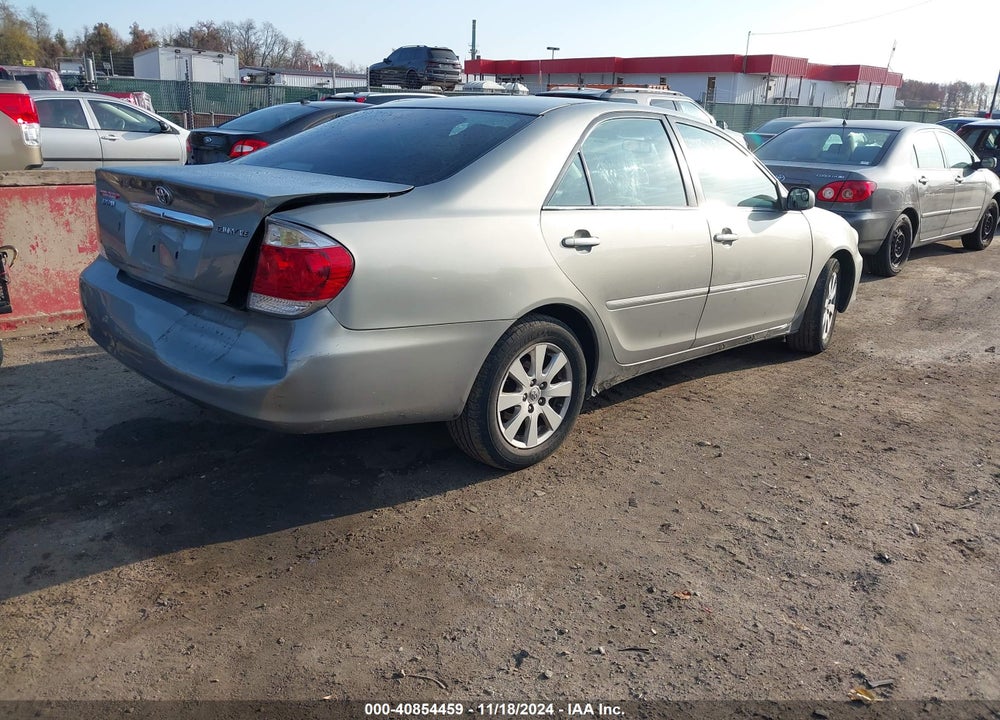 2006 TOYOTA CAMRY XLE VIN: 4T1BE30K96U715711