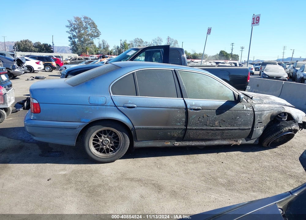 2002 BMW 525IA VIN: WBADT434X2GY42088