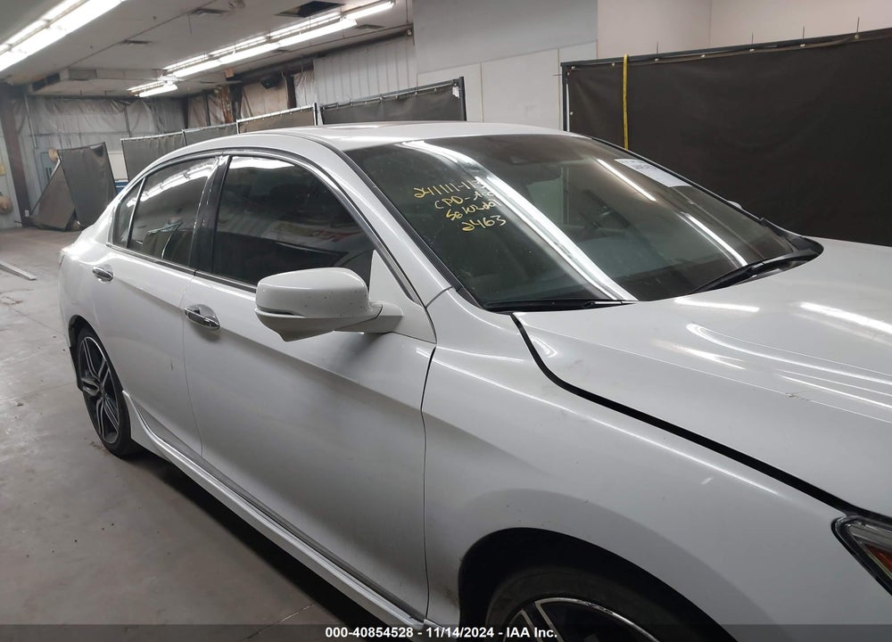 2016 HONDA ACCORD TOURING VIN: 1HGCR3F90GA032463