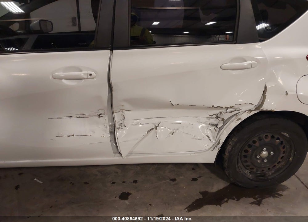 2015 NISSAN VERSA NOTE SV VIN: 3N1CE2CP3FL448279