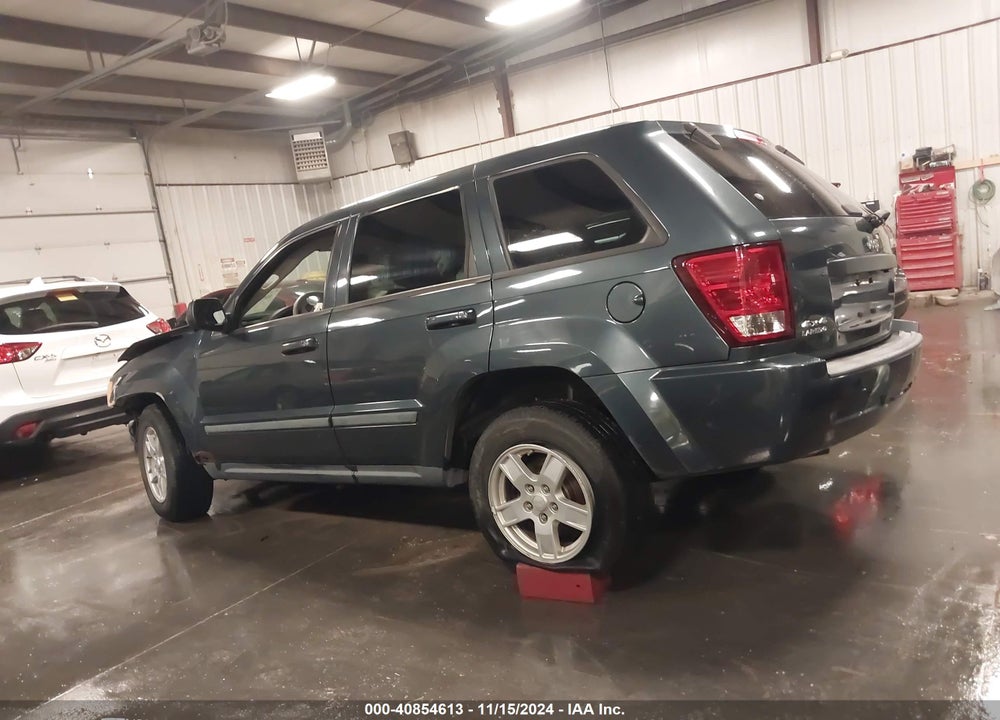 2007 JEEP GRAND CHEROKEE LAREDO VIN: 1J8GR48K87C582092