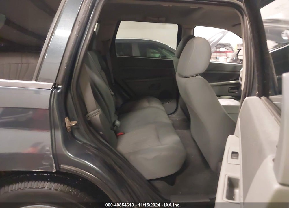 2007 JEEP GRAND CHEROKEE LAREDO VIN: 1J8GR48K87C582092