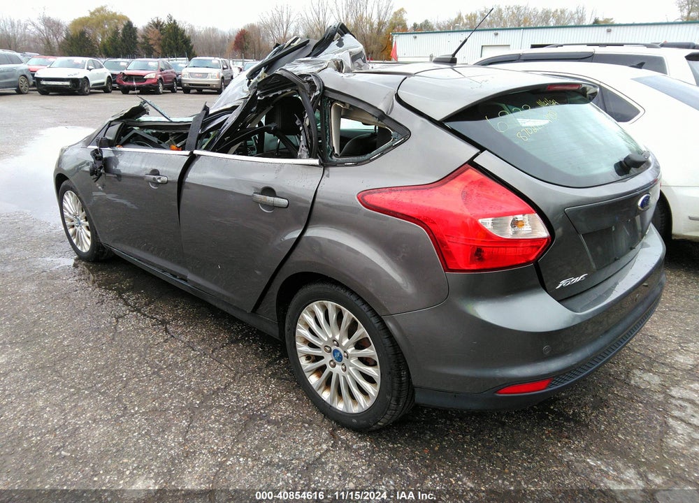 2012 FORD FOCUS TITANIUM VIN: 1FAHP3N20CL266833