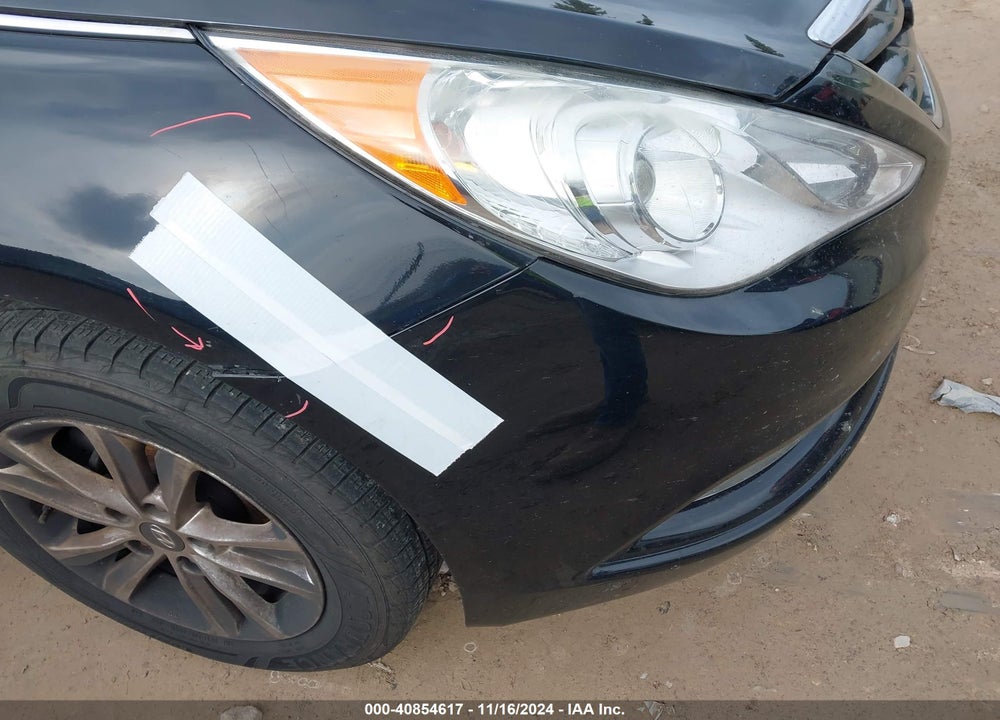2013 HYUNDAI SONATA GLS VIN: 5NPEB4ACXDH647188