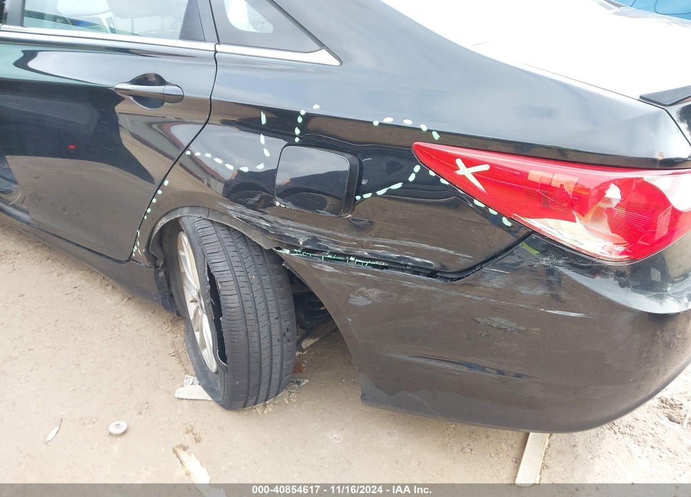 2013 HYUNDAI SONATA GLS VIN: 5NPEB4ACXDH647188