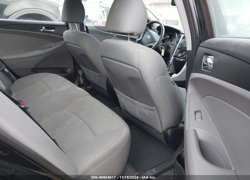 2013 HYUNDAI SONATA GLS VIN: 5NPEB4ACXDH647188