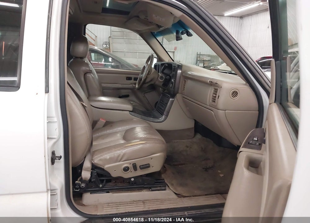 2003 GMC YUKON XL 1500 DENALI VIN: 1GKFK66U43J215868