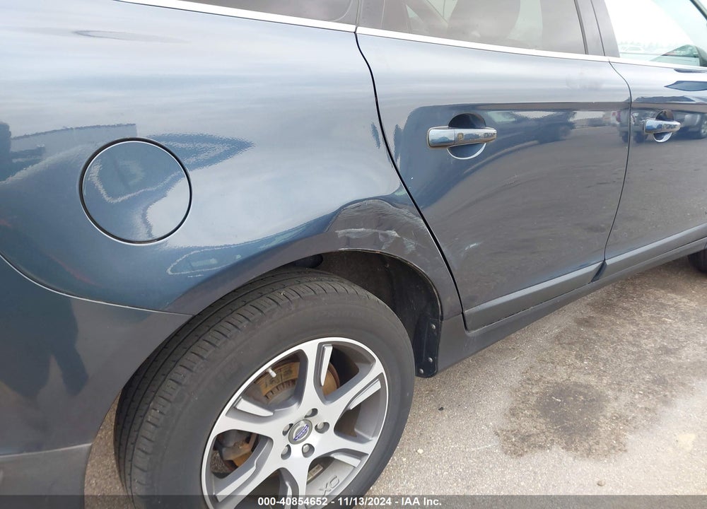 2011 VOLVO XC60 T6/T6 R-DESIGN VIN: YV4902DZ0B2163456