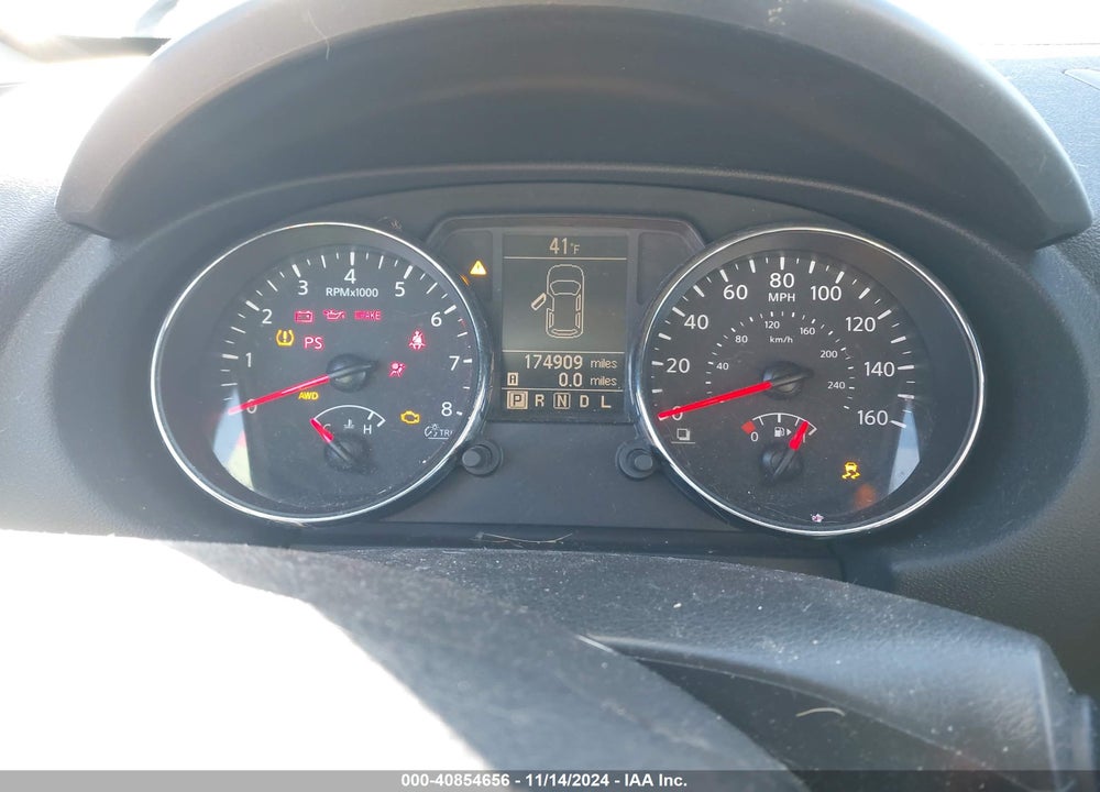 2013 NISSAN ROGUE SV W/SL PKG VIN: JN8AS5MV2DW106409