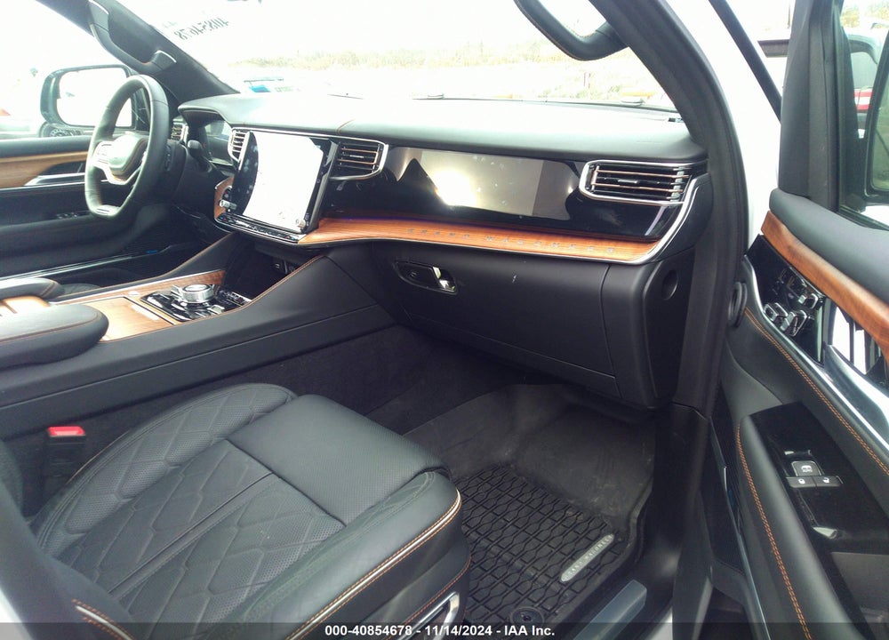 2024 JEEP GRAND WAGONEER L SERIES III 4X4 VIN: 1C4SJSGP9RS186370