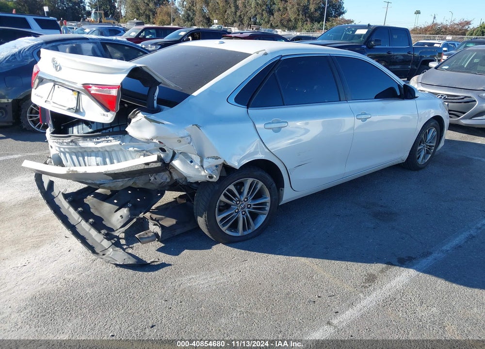 2015 TOYOTA CAMRY SE VIN: 4T1BF1FK2FU059652