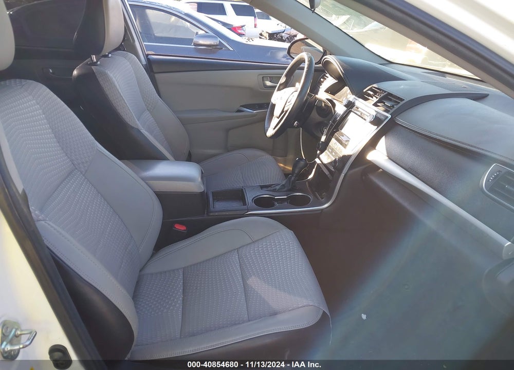 2015 TOYOTA CAMRY SE VIN: 4T1BF1FK2FU059652