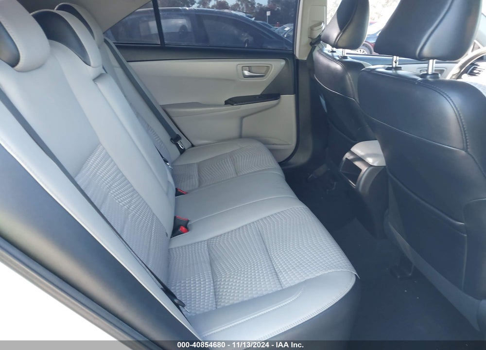 2015 TOYOTA CAMRY SE VIN: 4T1BF1FK2FU059652