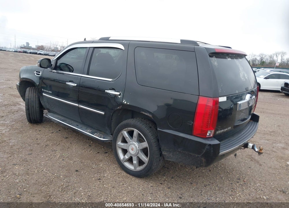 2007 CADILLAC ESCALADE STANDARD VIN: 1GYFK638X7R176028