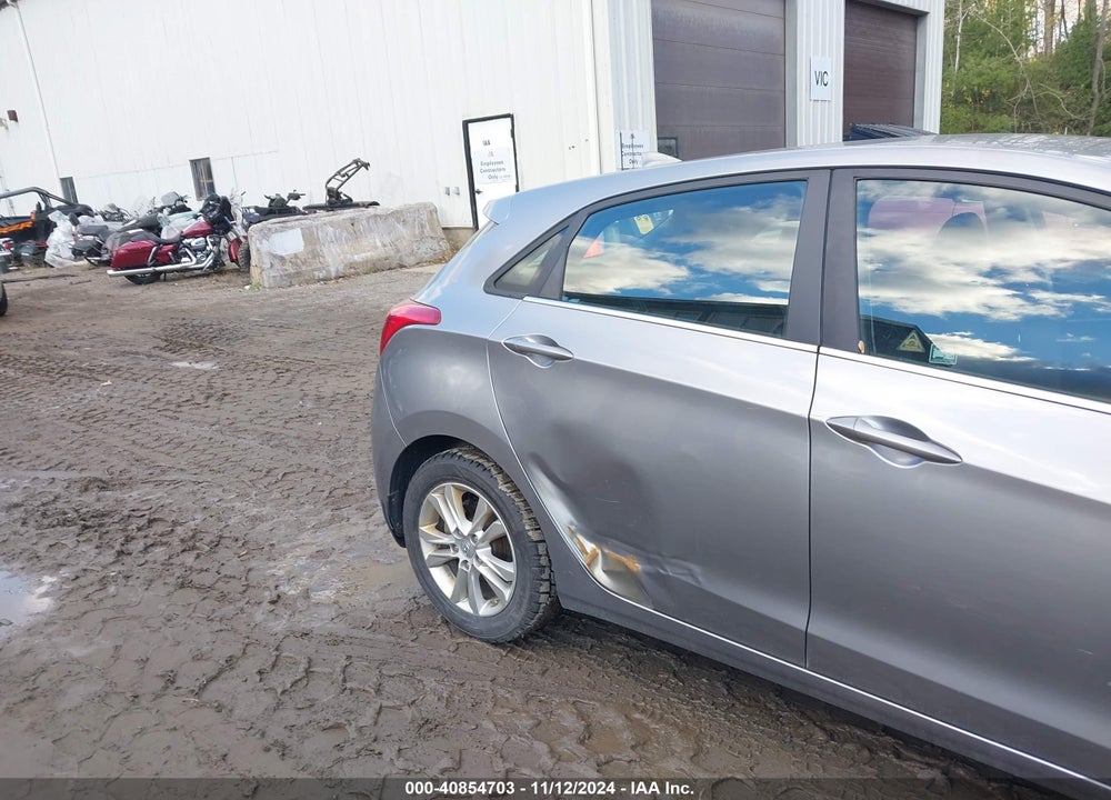 2013 HYUNDAI ELANTRA GT VIN: KMHD35LE9DU061435