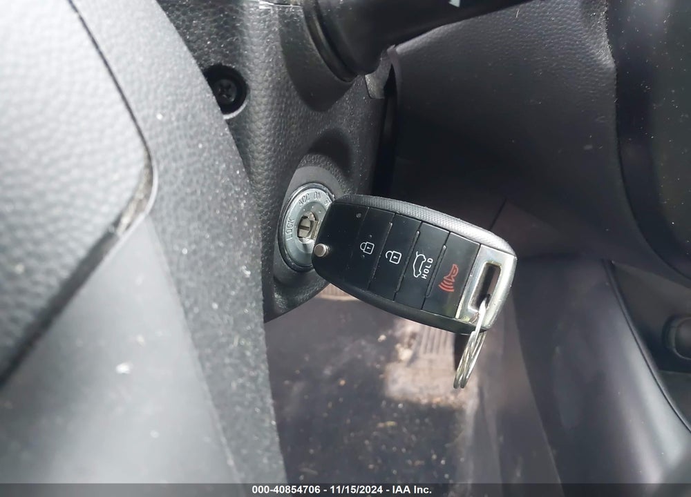 2018 KIA SOUL VIN: KNDJP3A59J7611813