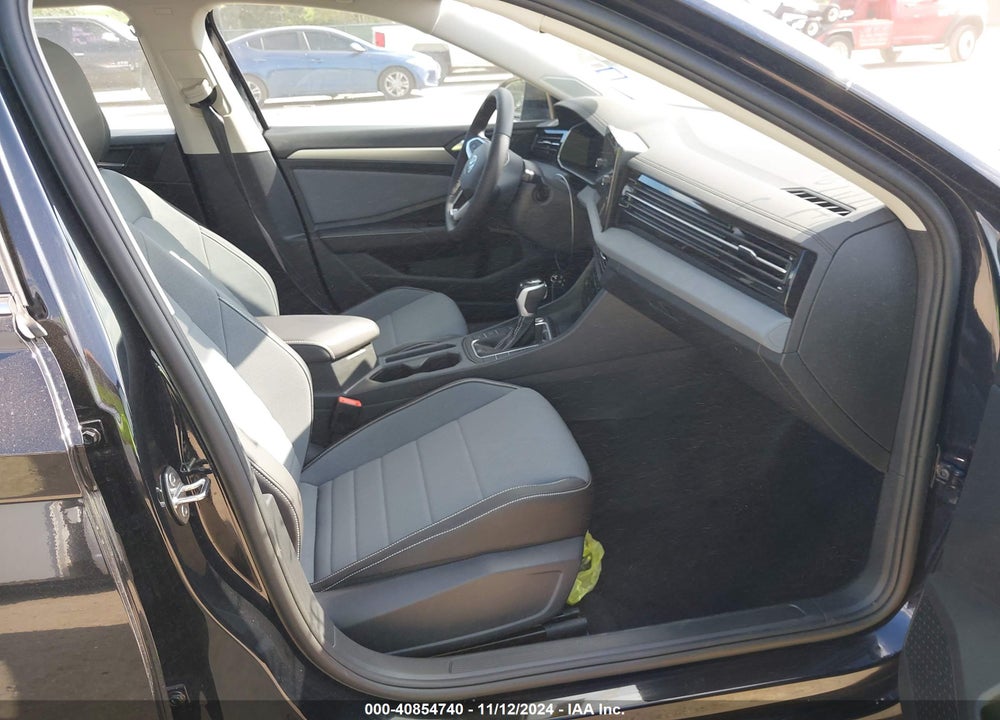 2025 VOLKSWAGEN JETTA 1.5T SE VIN: 3VW7X7BU0SM017364