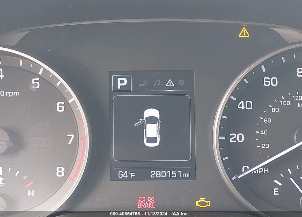 2018 HYUNDAI ELANTRA SEL VIN: 5NPD84LFXJH233907