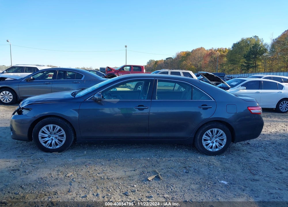2011 TOYOTA CAMRY VIN: 4T1BF3EK8BU660927