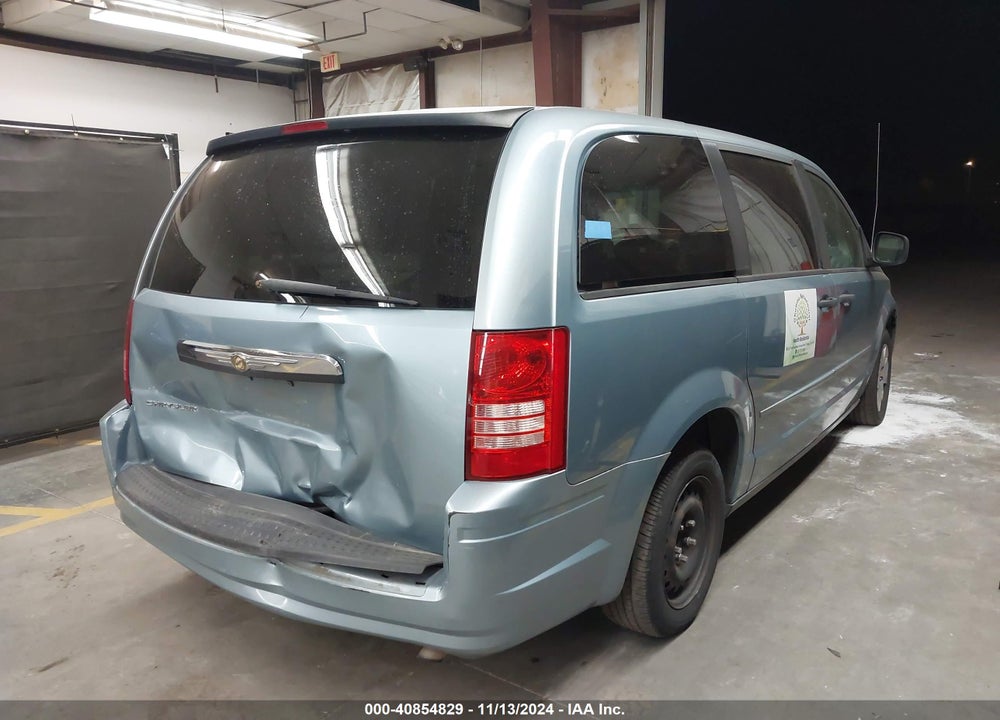 2008 CHRYSLER TOWN & COUNTRY VIN: 2A8HR44HX8R604973