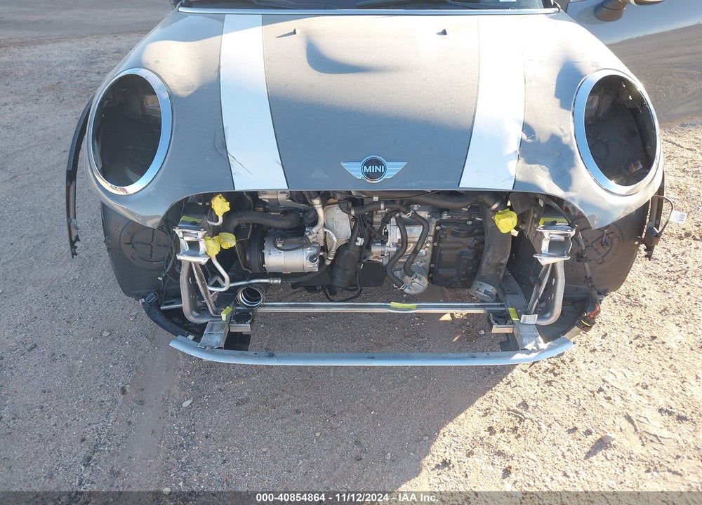 2014 MINI HARDTOP COOPER VIN: WMWXM5C57ET936501