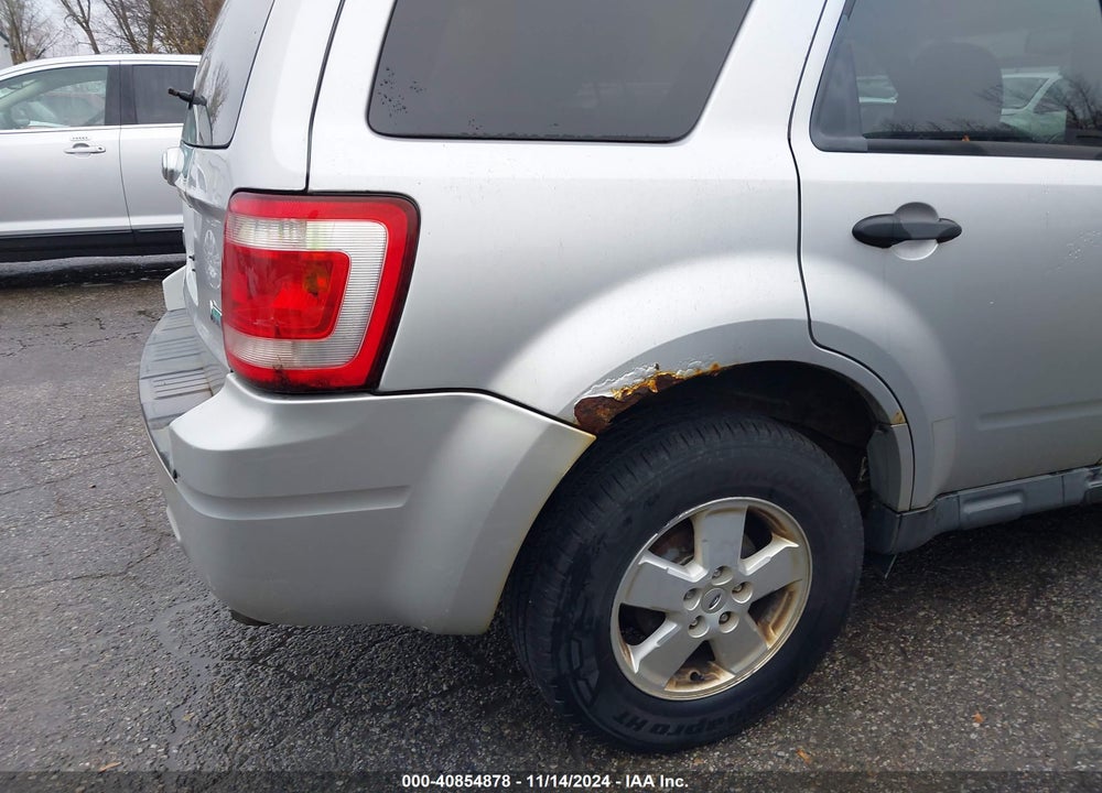 2010 FORD ESCAPE XLT VIN: 1FMCU0D77AKD18479