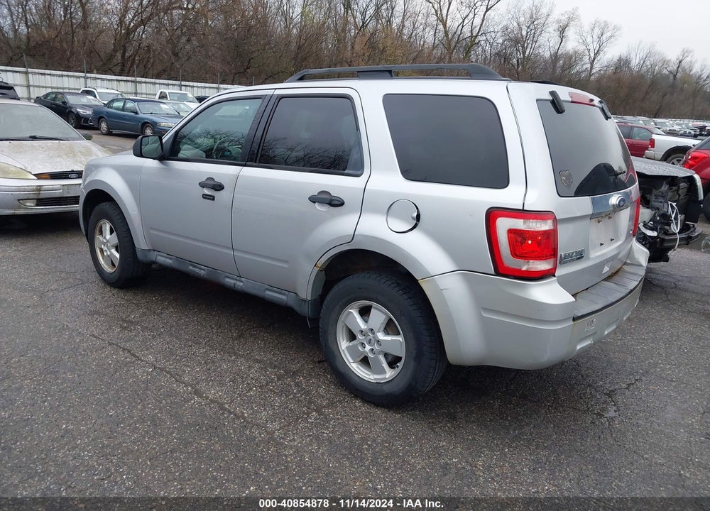 2010 FORD ESCAPE XLT VIN: 1FMCU0D77AKD18479