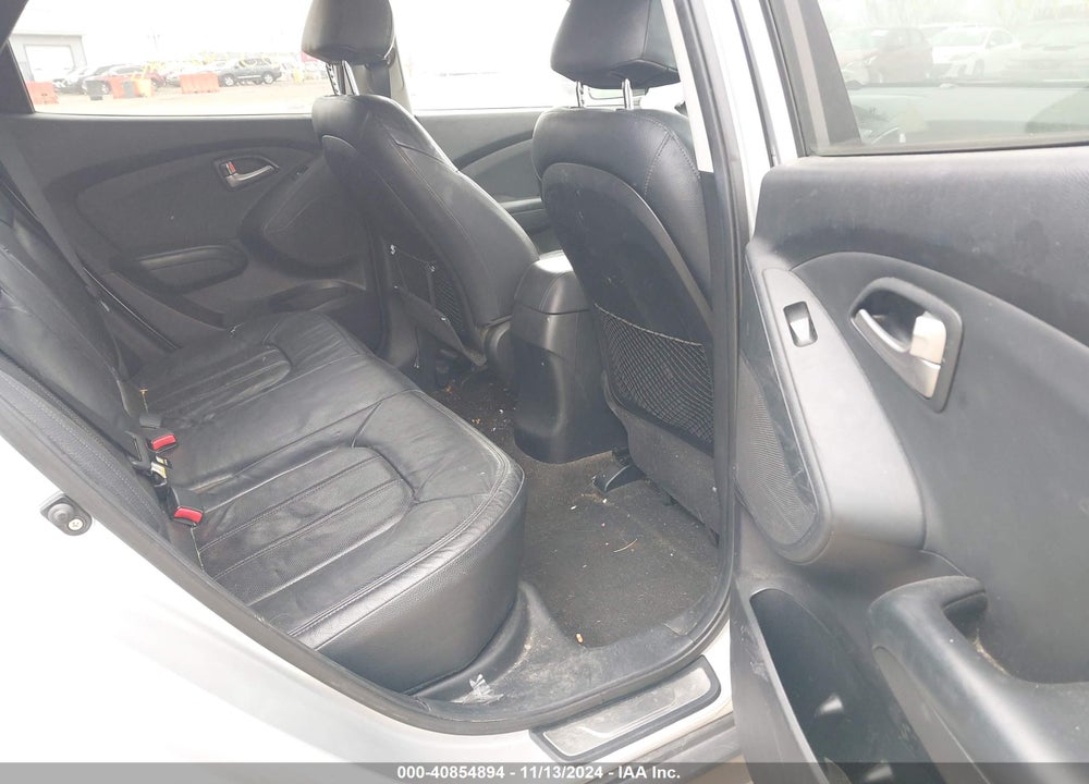 2010 HYUNDAI TUCSON LIMITED VIN: KM8JU3AC8AU056941