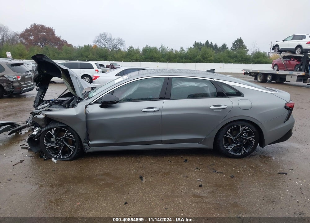 2025 KIA K5 VIN: KNAG64J72S5293810