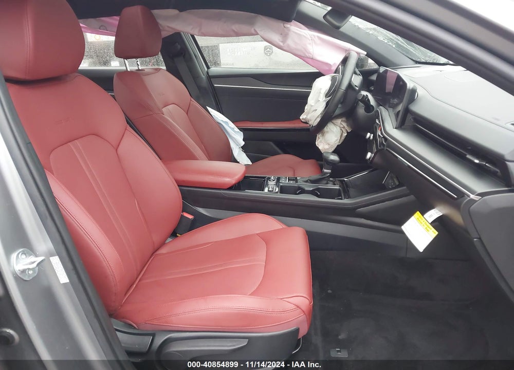 2025 KIA K5 VIN: KNAG64J72S5293810