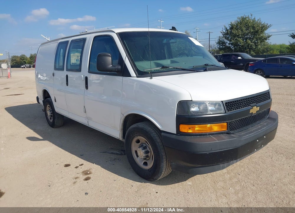 2022 CHEVROLET EXPRESS CARGO RWD 2500 REGULAR WHEELBASE WT VIN: 1GCWGAFP8N1230385