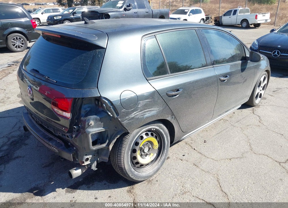 2013 VOLKSWAGEN GTI 4-DOOR VIN: WVWHD7AJ6DW123585