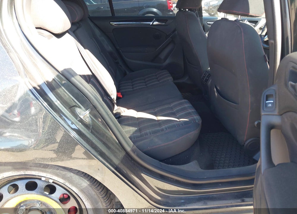 2013 VOLKSWAGEN GTI 4-DOOR VIN: WVWHD7AJ6DW123585