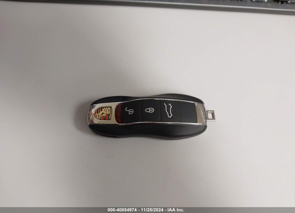 2011 PORSCHE PANAMERA 4 VIN: WP0AA2A77BL010325