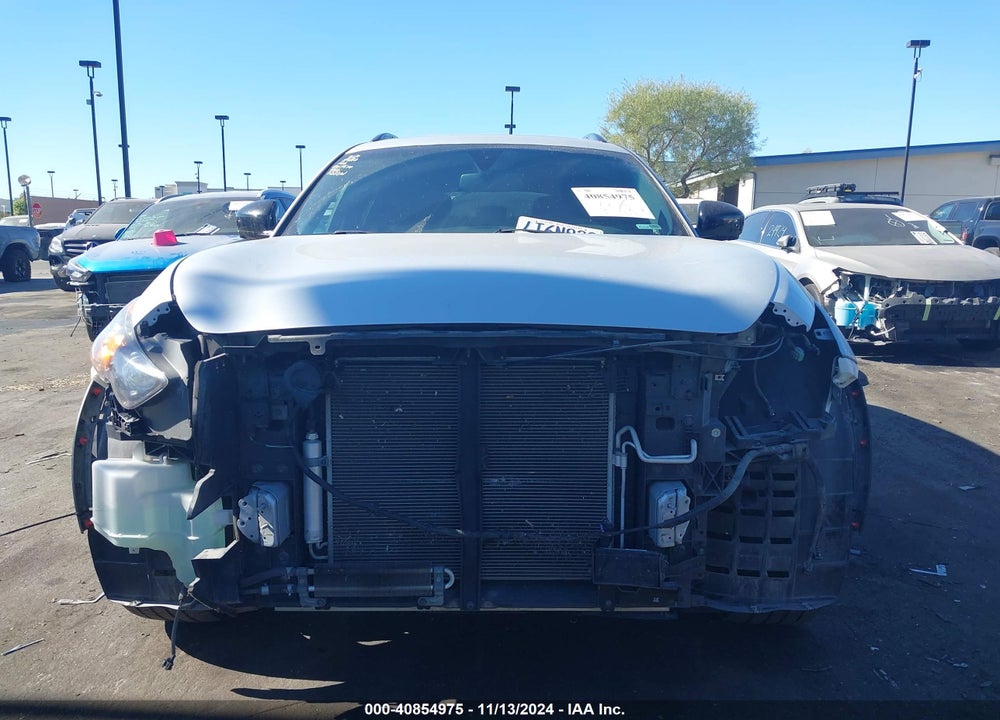 2017 INFINITI QX70 VIN: JN8CS1MW5HM414573