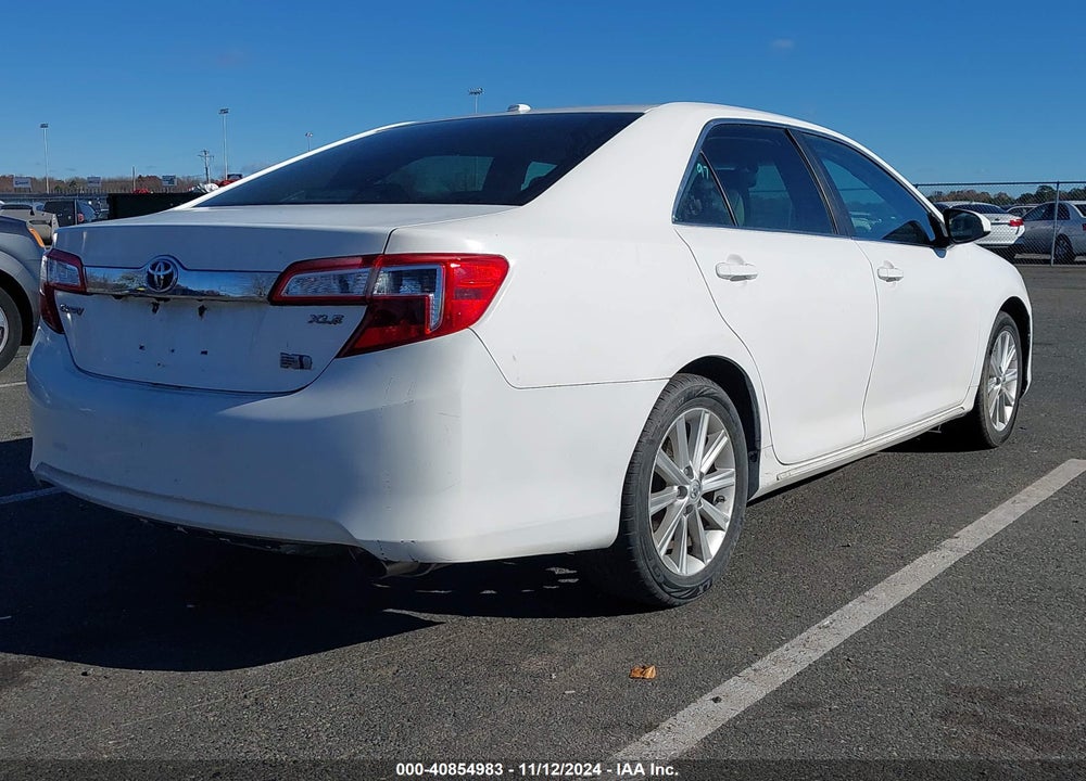 2014 TOYOTA CAMRY HYBRID XLE VIN: 4T1BD1FK7EU132633