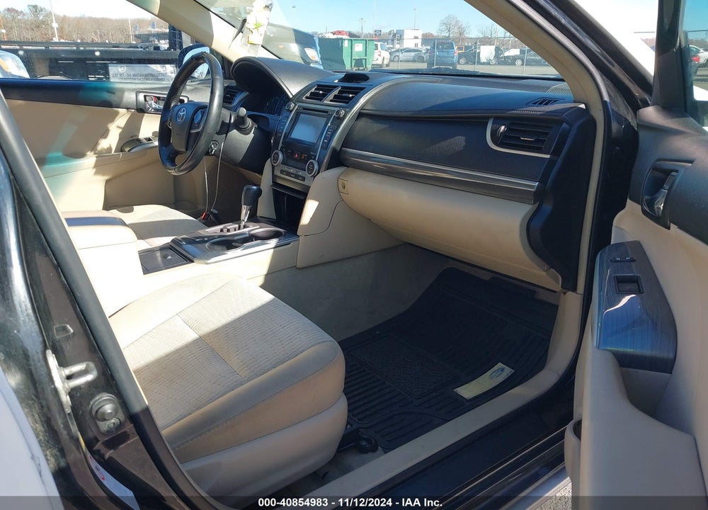 2014 TOYOTA CAMRY HYBRID XLE VIN: 4T1BD1FK7EU132633
