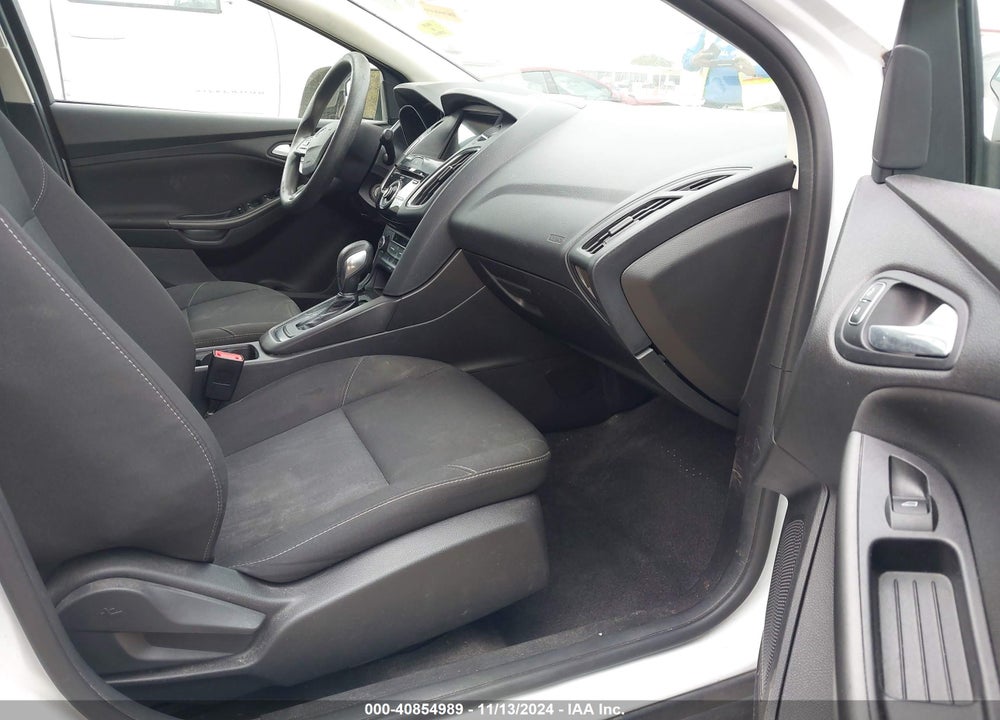 2018 FORD FOCUS SEL VIN: 1FADP3H27JL265430