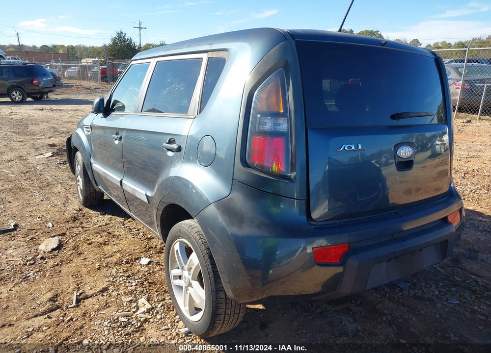 2011 KIA SOUL VIN: KNDJT2A29B7195906