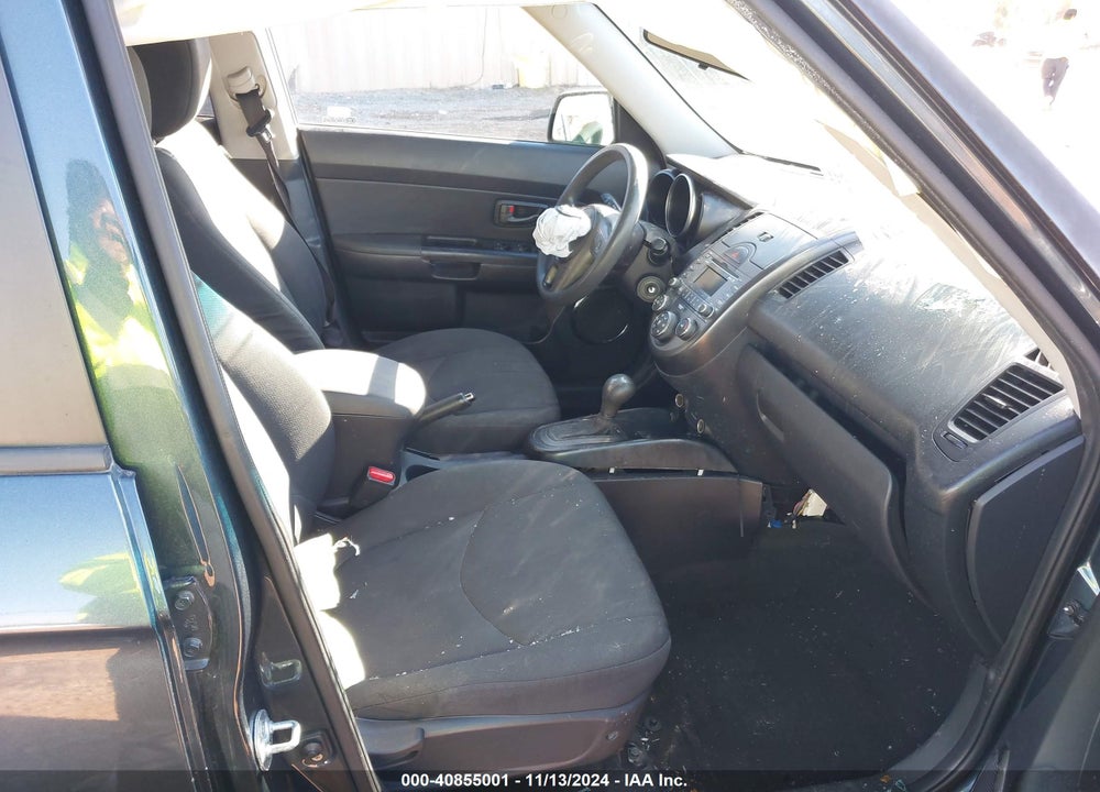 2011 KIA SOUL VIN: KNDJT2A29B7195906