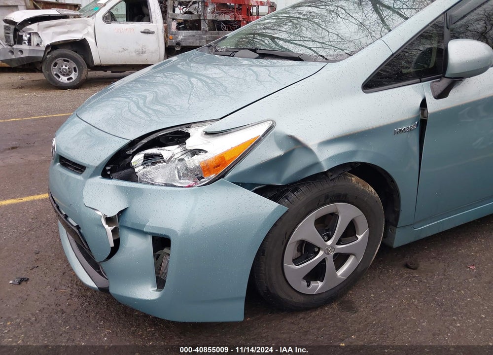 2013 TOYOTA PRIUS THREE VIN: JTDKN3DU4D1658607