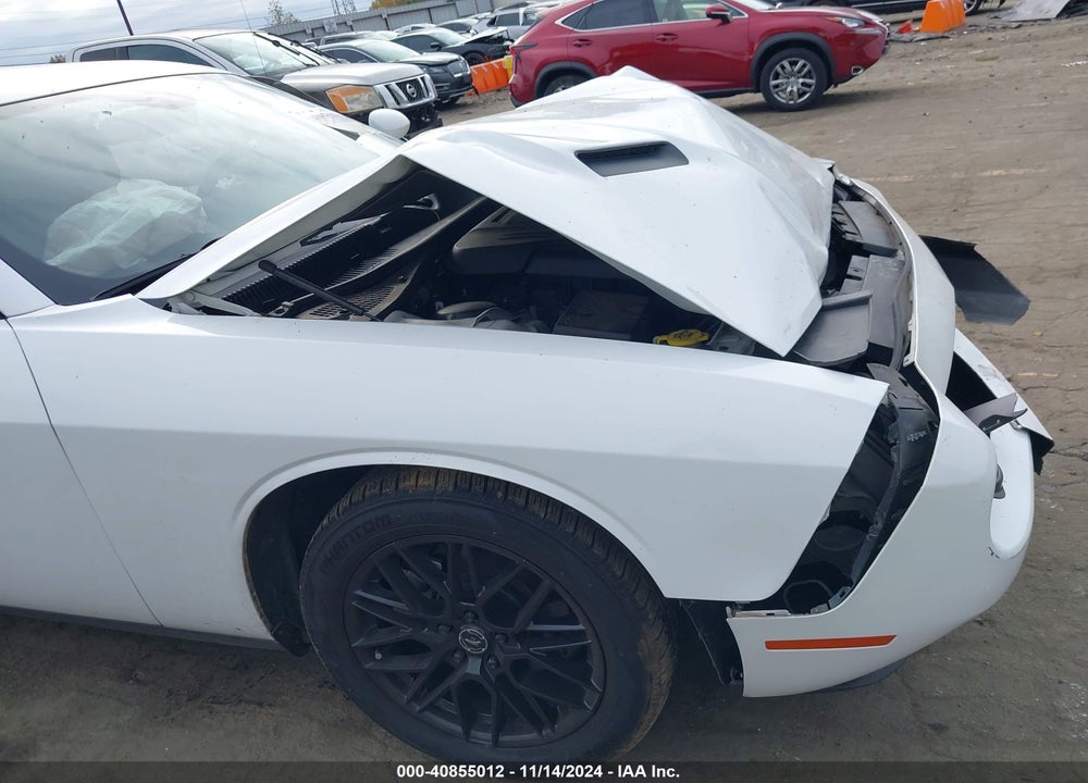 2016 DODGE CHALLENGER SXT VIN: 2C3CDZAGXGH184164