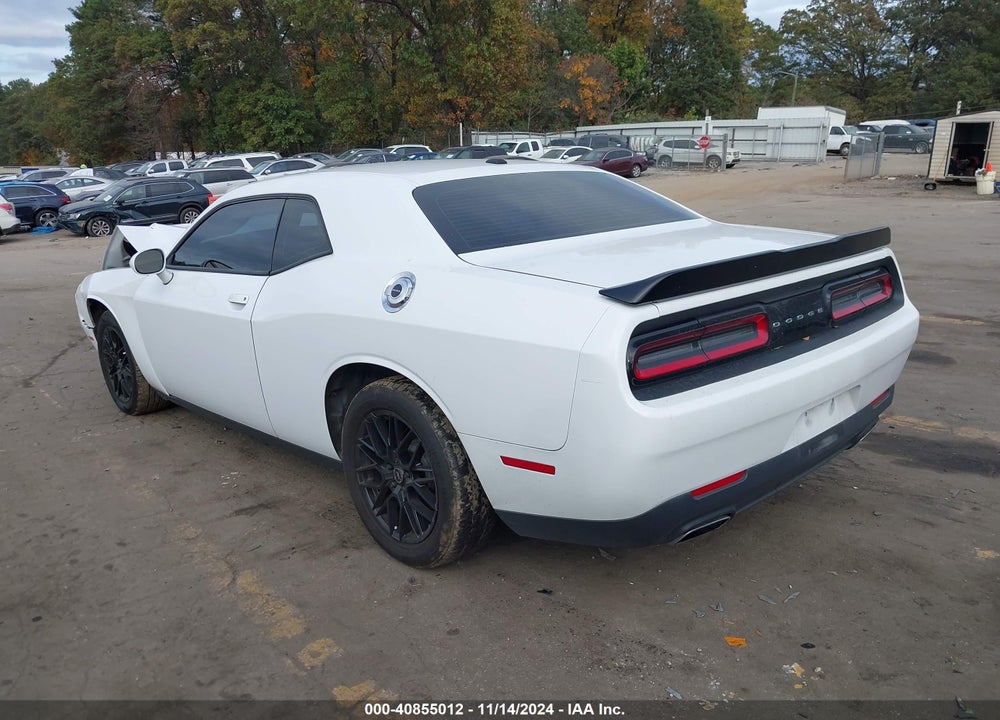 2016 DODGE CHALLENGER SXT VIN: 2C3CDZAGXGH184164