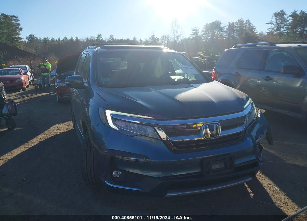 2019 HONDA PILOT TOURING VIN: 5FNYF6H93KB077005