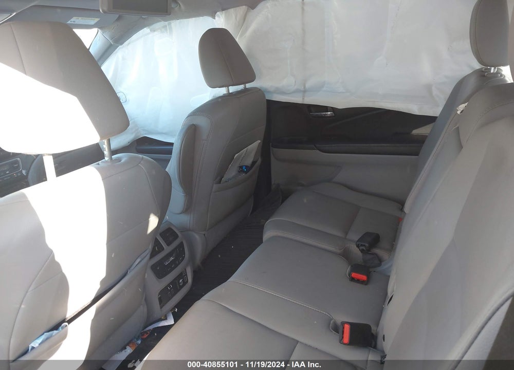 2019 HONDA PILOT TOURING VIN: 5FNYF6H93KB077005