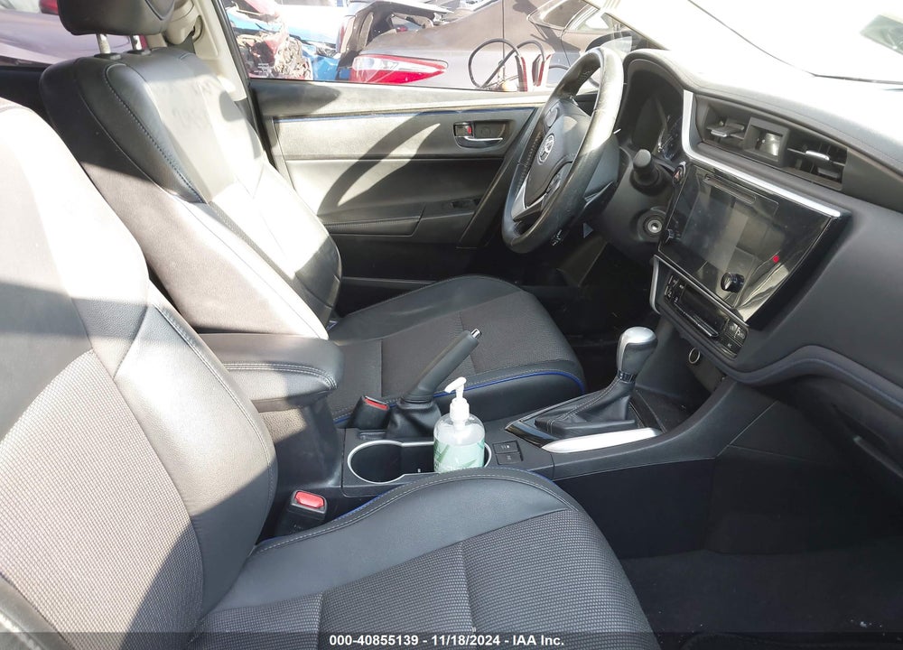 2019 TOYOTA COROLLA SE VIN: 2T1BURHE5KC143049