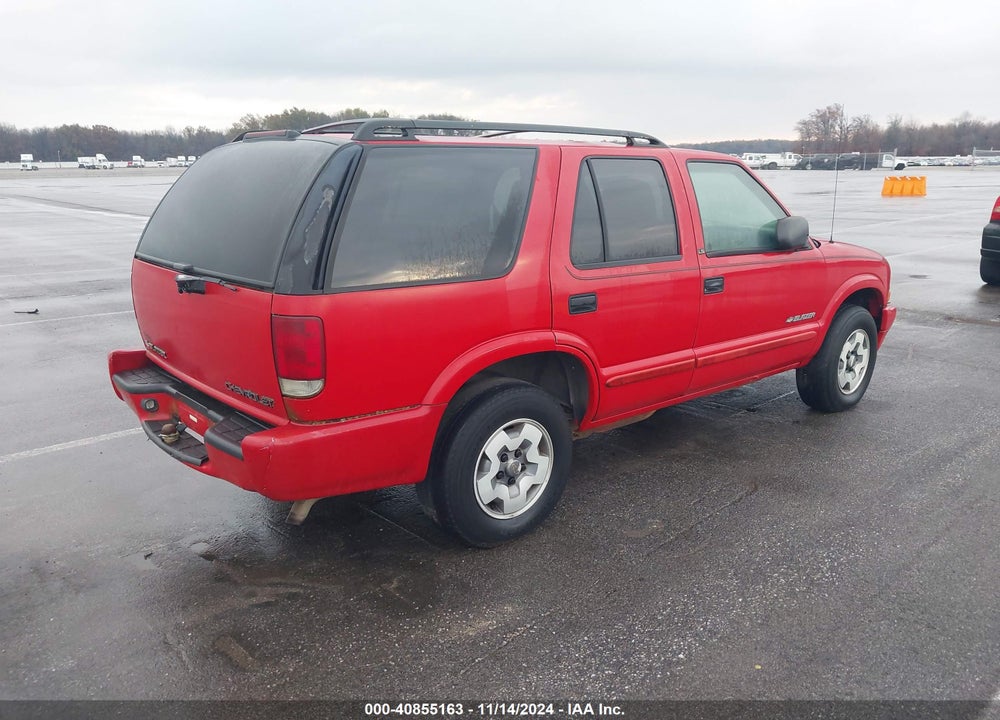 2002 CHEVROLET BLAZER LS VIN: 1GNDT13W02K196227