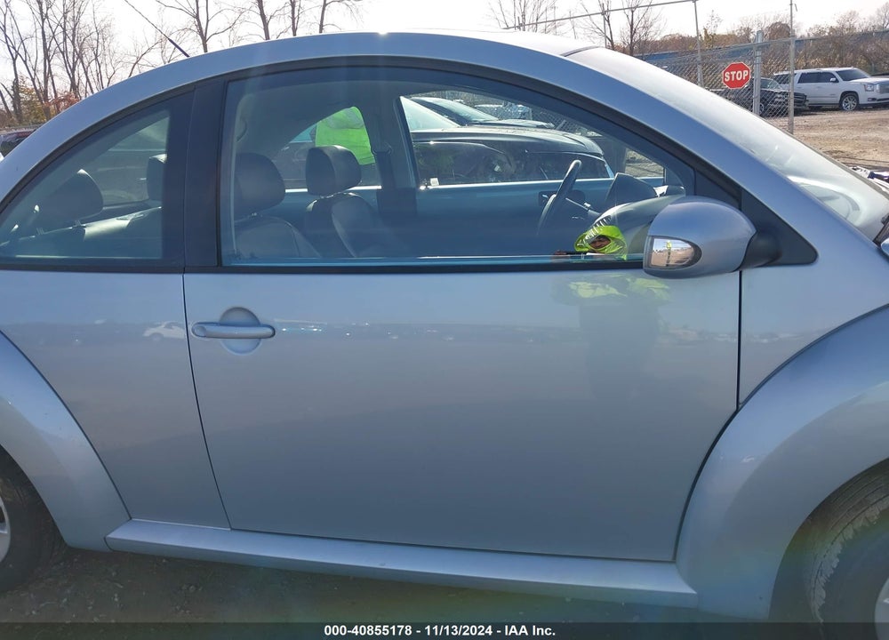 2009 VOLKSWAGEN NEW BEETLE 2.5L VIN: 3VWRW31C09M518309