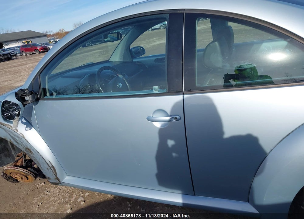 2009 VOLKSWAGEN NEW BEETLE 2.5L VIN: 3VWRW31C09M518309