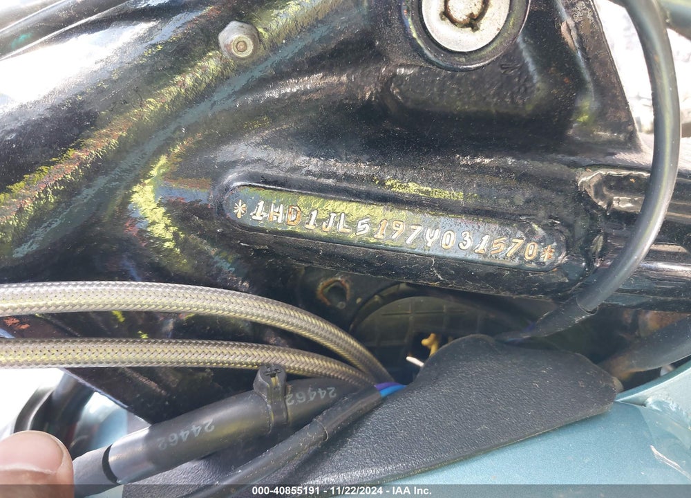 2007 HARLEY-DAVIDSON FXST CUSTOM VIN: 1HD1JL5197Y031570